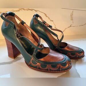 Sarah Chofakian Green & Bronze Leather Scalloped Mary Janes - EU 38 (US 7.5)